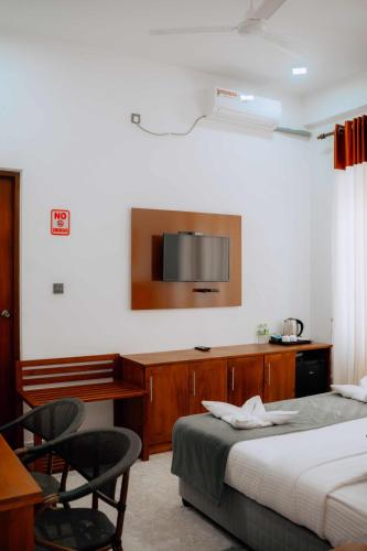 kings town hotel