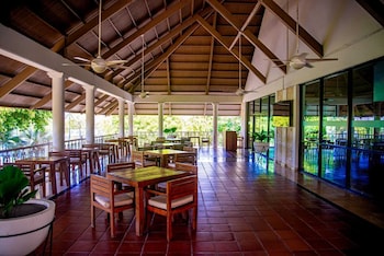 cozy apartment at cocotal golf suites