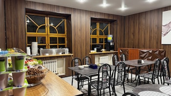 Airis Residence Hotel,,3 star