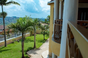 elegant villa apart