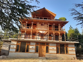 Himalayan Baseraa,,3 star