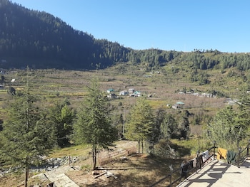 Himalayan Baseraa,,3 star