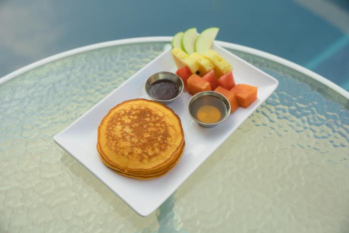 hotel and brunch lirio de los valles