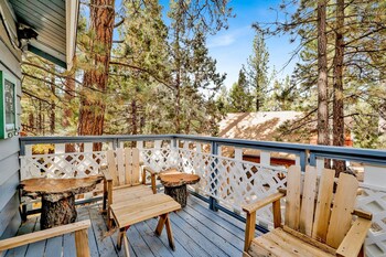 Sweet Cabin Home Gateway #2576,,2 star