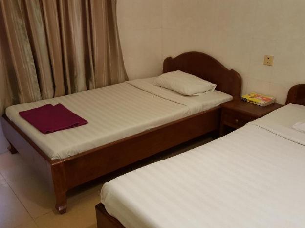 lucky 2 guesthouse