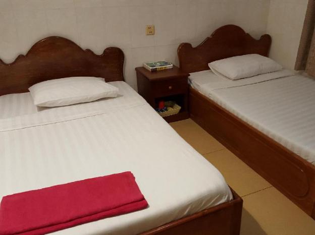 lucky 2 guesthouse