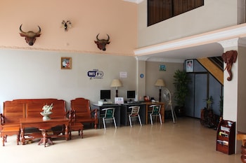 lucky 2 guesthouse