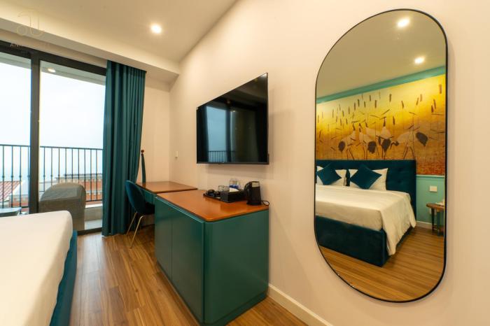 anna hotel free ticket cable car and hon thom water park