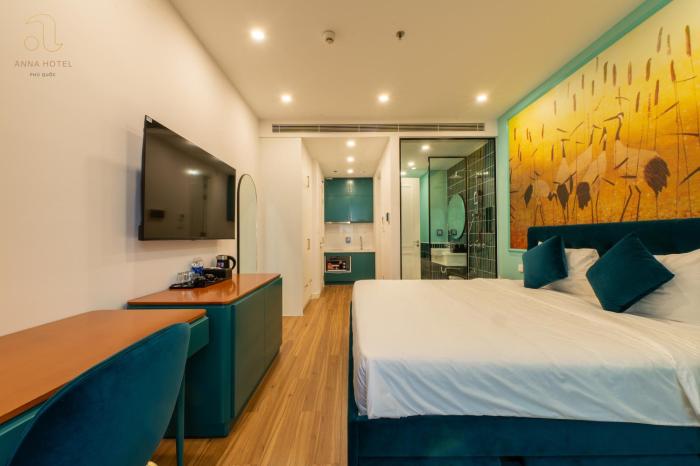 anna hotel free ticket cable car and hon thom water park