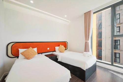 anna hotel free ticket cable car and hon thom water park
