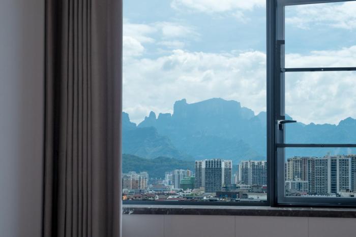 zhangjiajie homeinn plus hotel