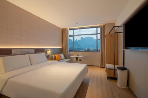 zhangjiajie homeinn plus hotel