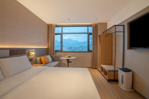 zhangjiajie homeinn plus hotel