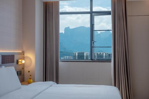 zhangjiajie homeinn plus hotel