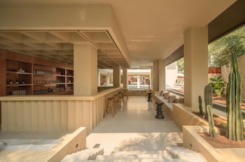 xishuangbanna jinghong hepuli yue hotel