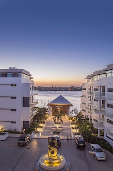 hotel english point marina and spa
