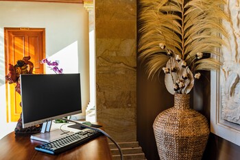 ellena hilltop resort ubud by dhananjaya hospitality