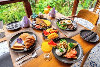 ellena hilltop resort ubud by dhananjaya hospitality