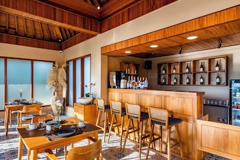ellena hilltop resort ubud by dhananjaya hospitality