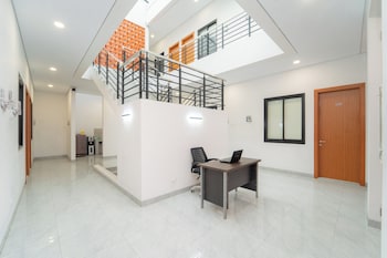 Kragilan Co Living By Arba,,2 star
