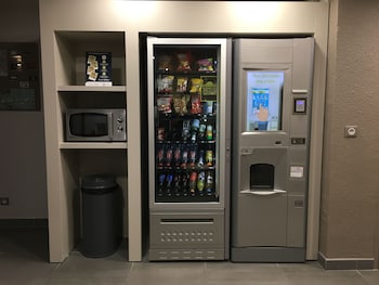 B&B Hotel Saint-Michel-Sur-Orge,Bretigny-Sur-Orge>>Aulnay-Sous-Bois,2 star