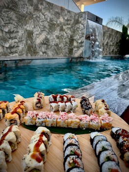 ilio boutique swim up rooms