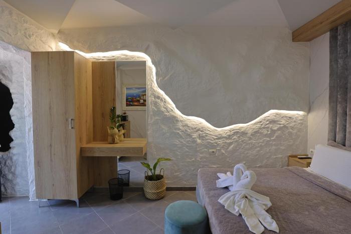 ilio boutique swim up rooms