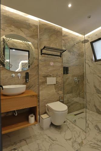 ilio boutique swim up rooms