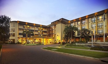 nadeva hotel