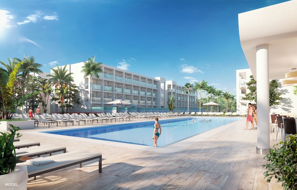 hotel riu palace phuket