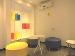 7 days inna qinzhou bus station