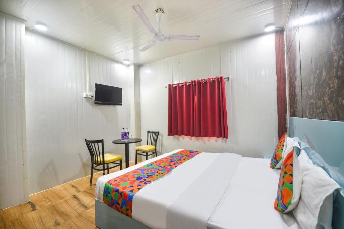via red apple greater kailash