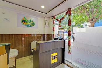 Via Rush Inn,,3 star
