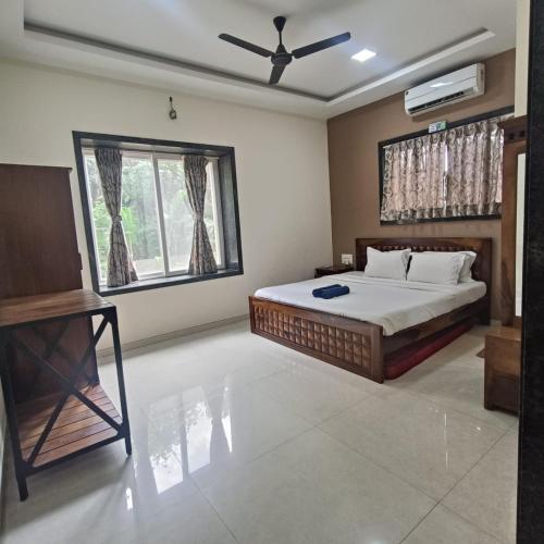 mansarovar bungalows