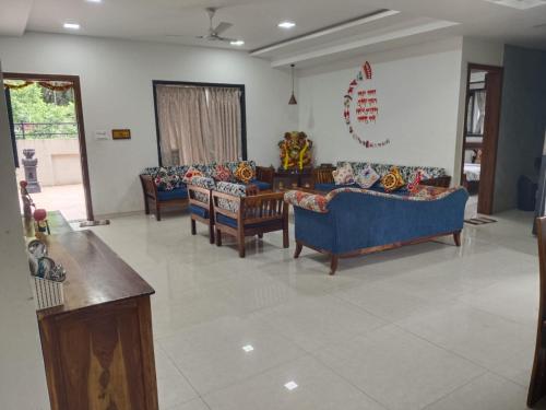 mansarovar bungalows
