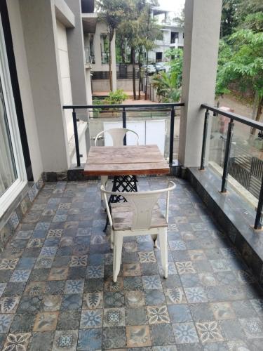 mansarovar bungalows