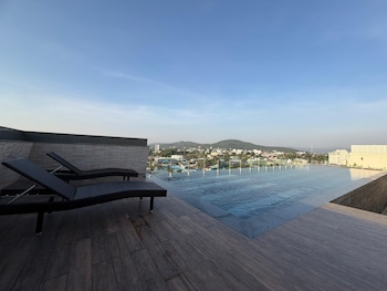 purejoy hotel city center phu quoc