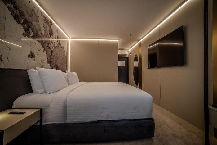 aslan gold hotel