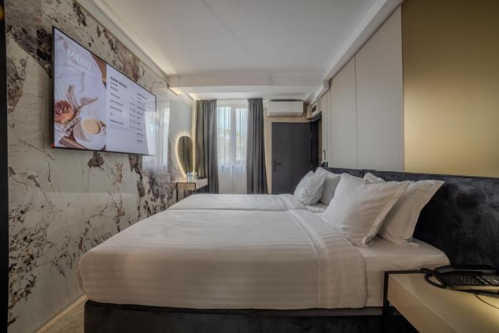 aslan gold hotel