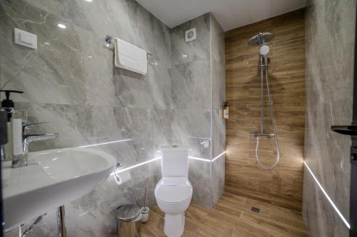 aslan gold hotel