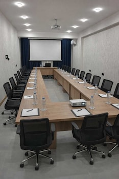 khatai royal hotel