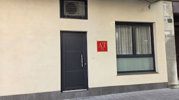 Apartamentos Picasso By Gaiarooms,,2 star