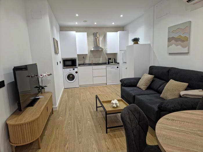 apartamentos picasso by gaiarooms