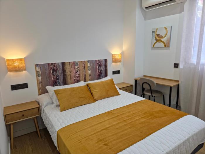 apartamentos picasso by gaiarooms