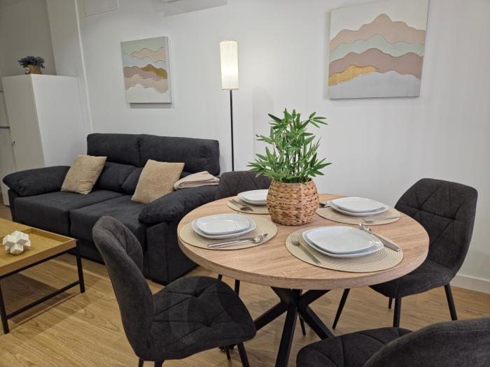 apartamentos picasso by gaiarooms