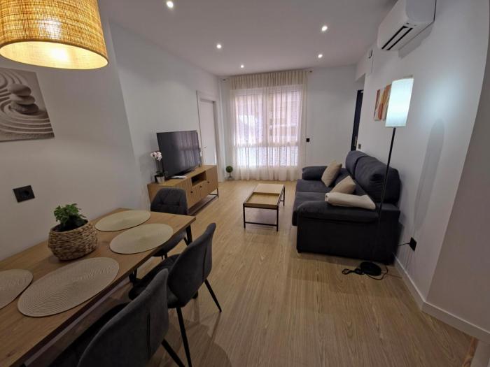 apartamentos picasso by gaiarooms