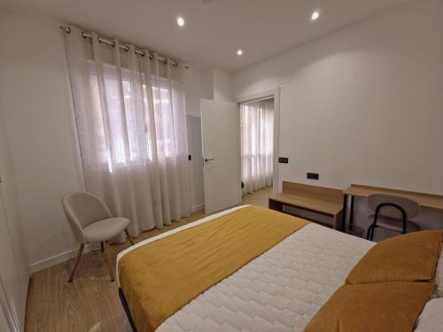 apartamentos picasso by gaiarooms