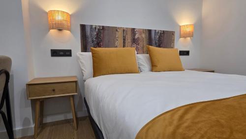 apartamentos picasso by gaiarooms
