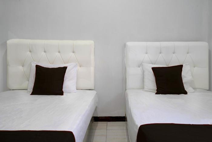 hotel o 94843 syariah hj lilis sukabumi