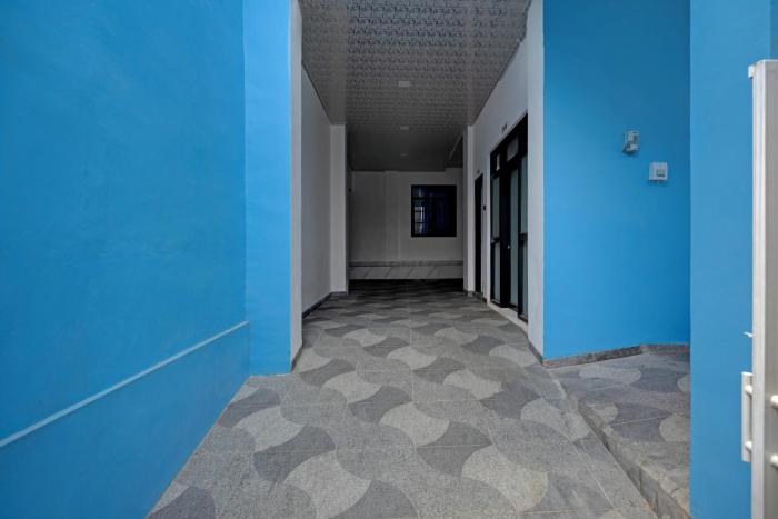 hotel o 94843 syariah hj lilis sukabumi
